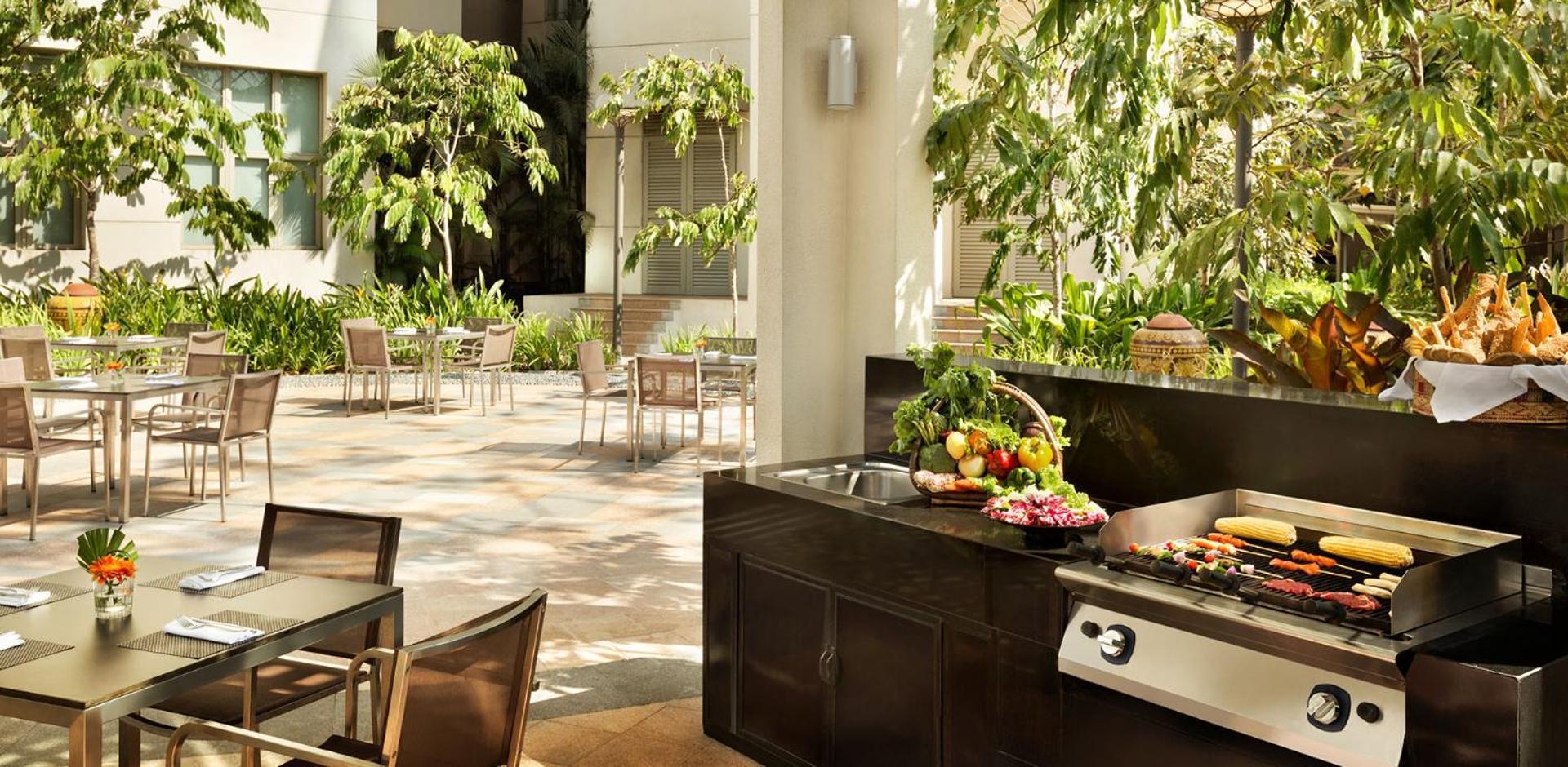 Shangri-La Serviced Apartments, ヤンゴン エクステリア 写真