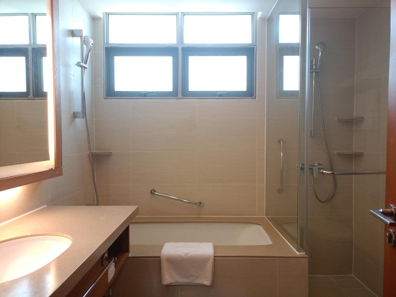 Shangri-La Serviced Apartments, ヤンゴン エクステリア 写真
