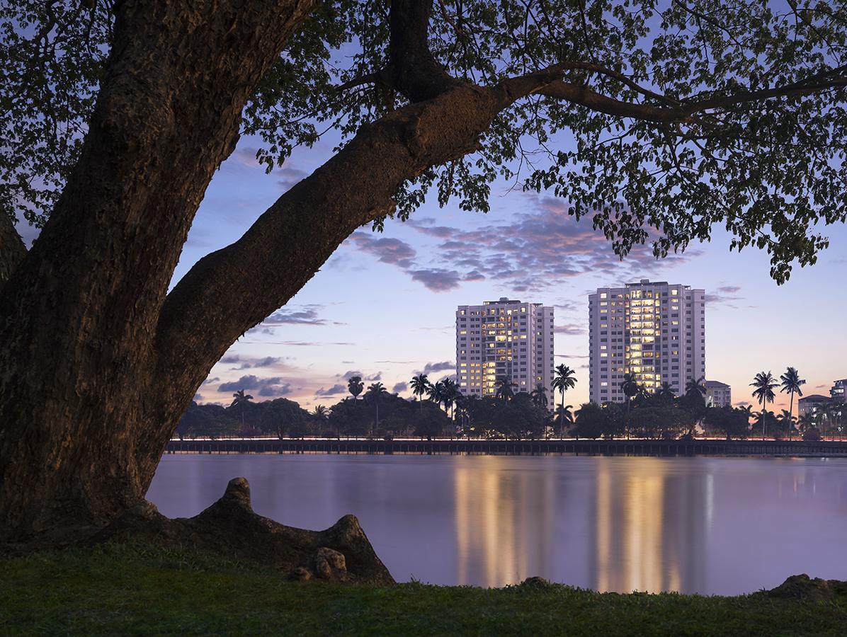 Shangri-La Serviced Apartments, ヤンゴン エクステリア 写真
