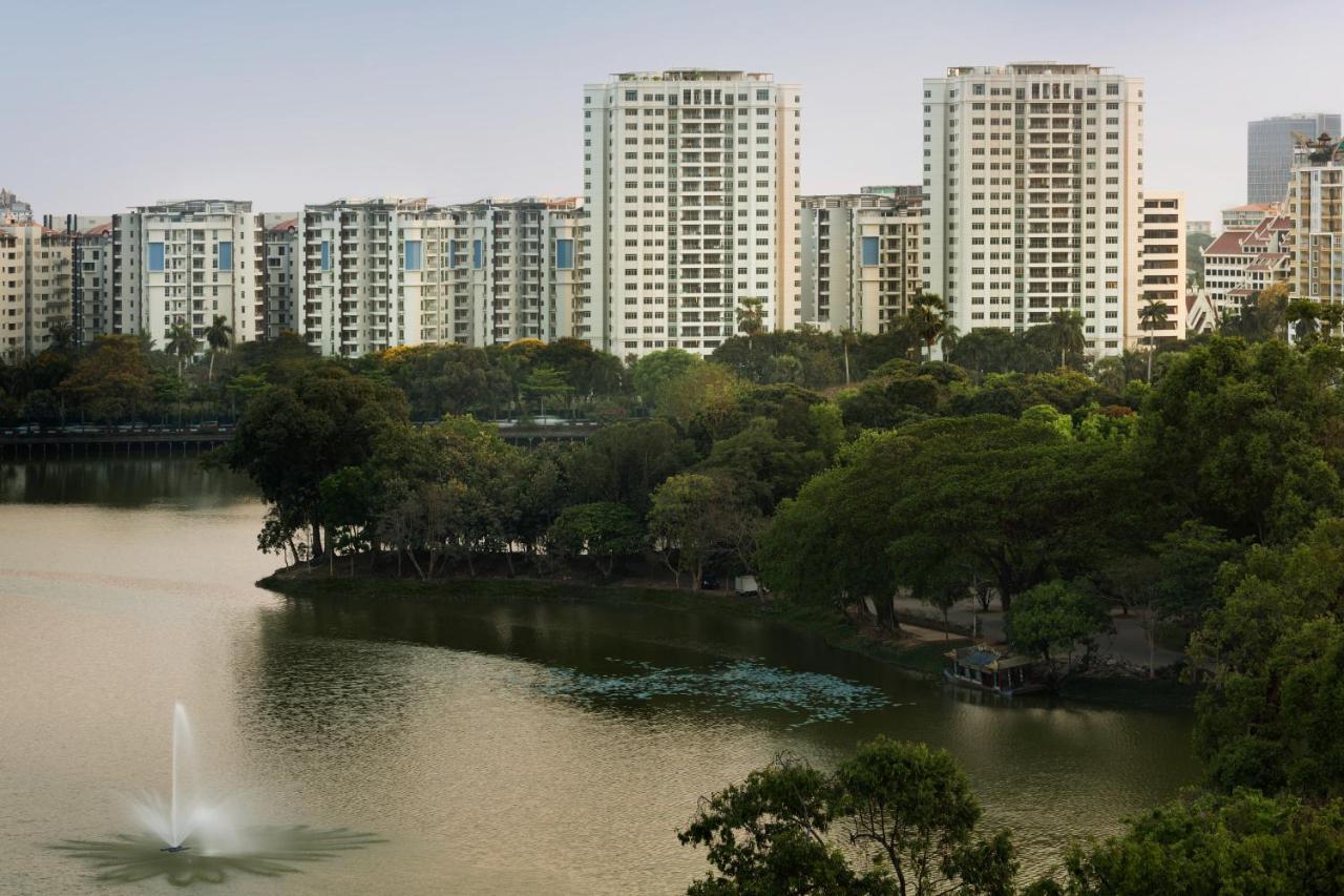 Shangri-La Serviced Apartments, ヤンゴン エクステリア 写真